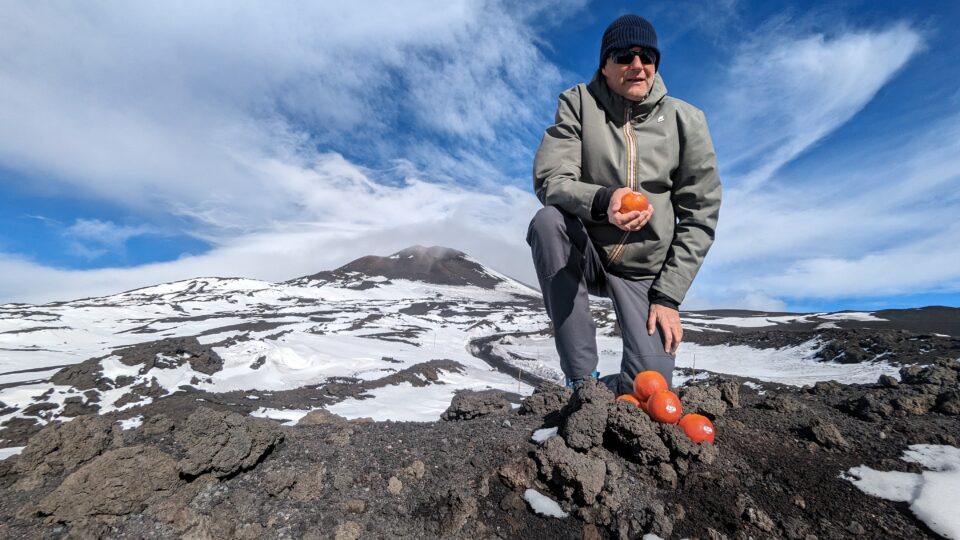 Agrumicoltura | L’Arancia Rossa di Sicilia IGP sulla cima dell’Etna. Il presidente del Consorzio IGP Gerardo Diana: “Legame indissolubile tra il vulcano e l’arancia rossa”.