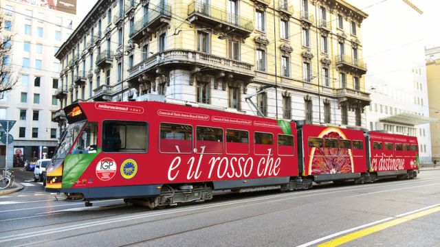 L’Arancia Rossa di Sicilia sale sui tram di Milano, campagna promozionale al via sulla Linea 27